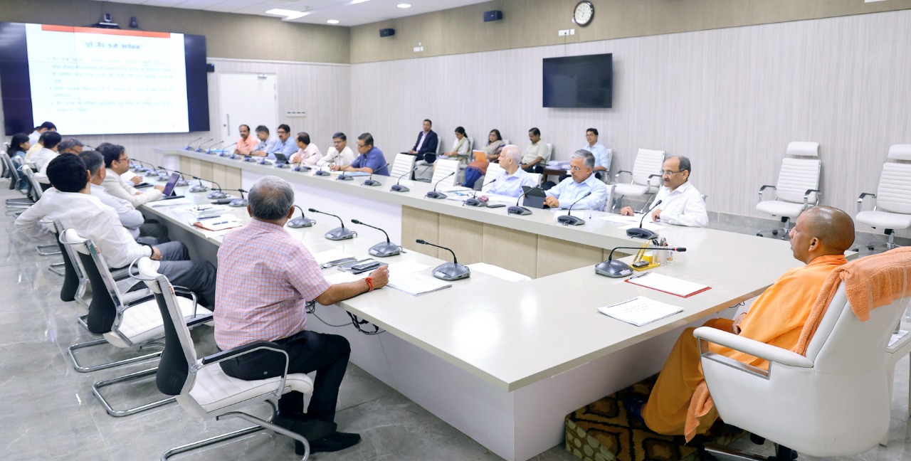 cm yogi with officers during meeting